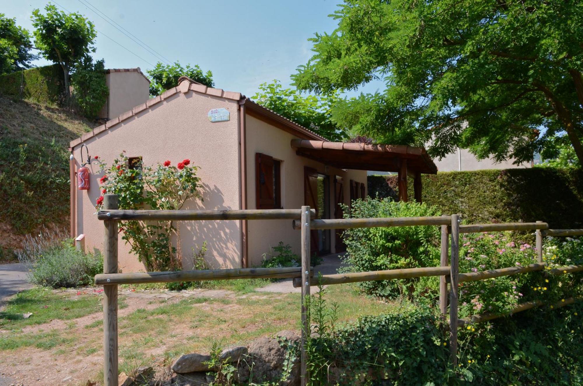 Camping Cascade Aveyron Saint-Rome-de-Tarn Bagian luar foto