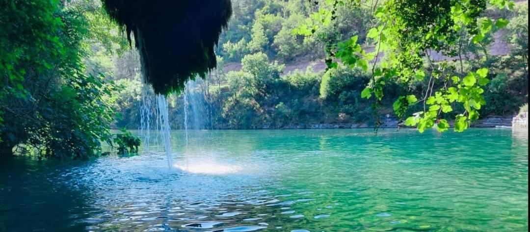 Camping Cascade Aveyron Saint-Rome-de-Tarn Bagian luar foto
